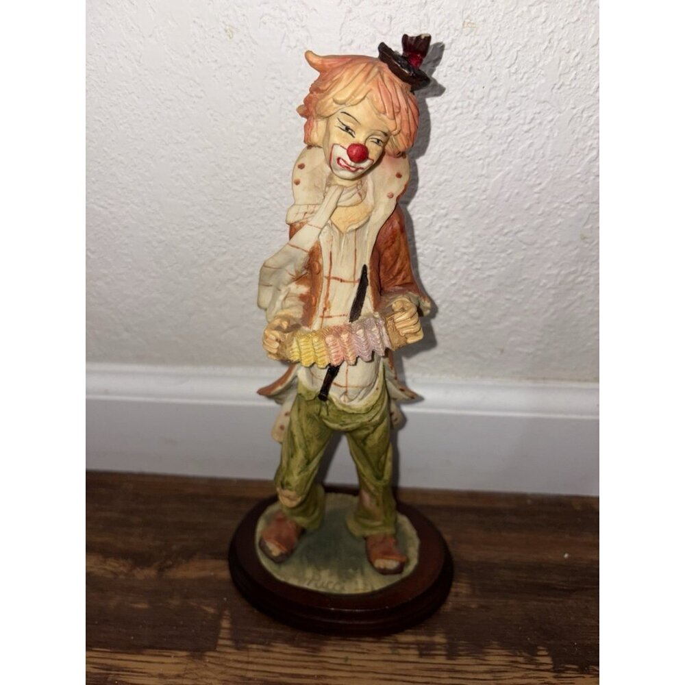 Pucci Arnart 1984 Hobo Clown Accordion Hand Painted Resin Statue Art Figure